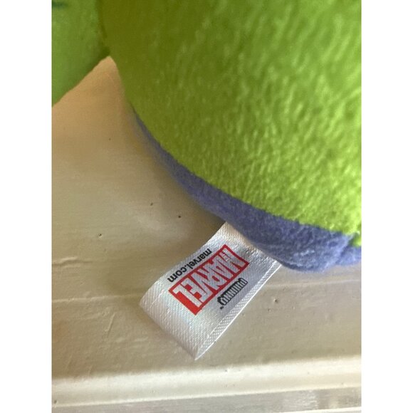 Marvel Kidrobot Hulk 7" & Captain Marvel 8" Plush Stuffed Collectible Figures - Picture 3 of 7